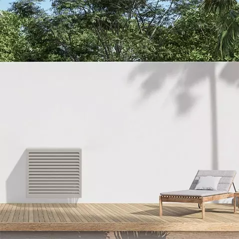 photo cache pompe à chaleur de piscine